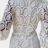 Vestido Midi Lucinda de Encaje con Mangas Abullonadas y Cuello Alto