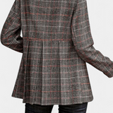 Blazer Peplum en Calico con Solapa de Muesca